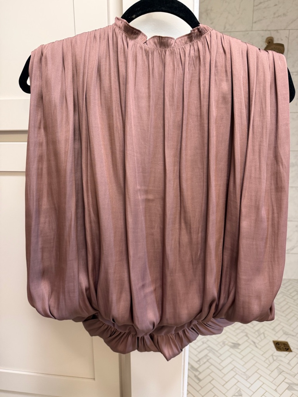 easel Dusty Rose Pleated Balloon Hem Blouse